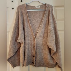 NWOT Zenana 2x Mocha button up sweater. Very soft